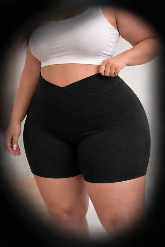 Plus-Size V-Waist Leggings